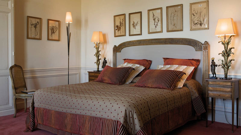 Velleron Tête de lit en bois taille 160cm mise en situation dans une chambre