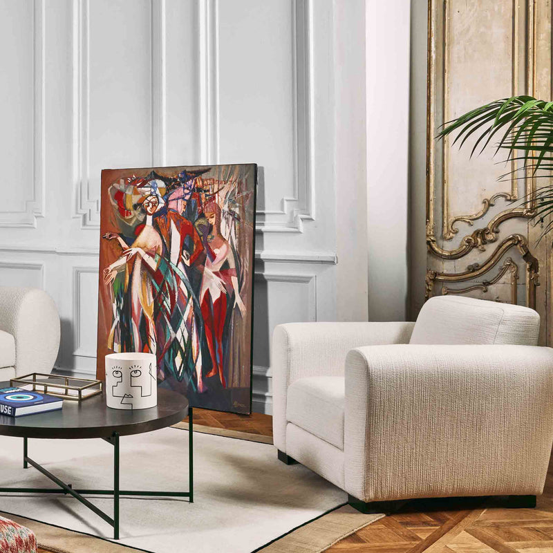 Chaillot Fauteuil tapissé coloris beige clair dans un salon en face d&